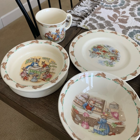 Royal Doulton Other - Royal Doulton Bunnykins China set